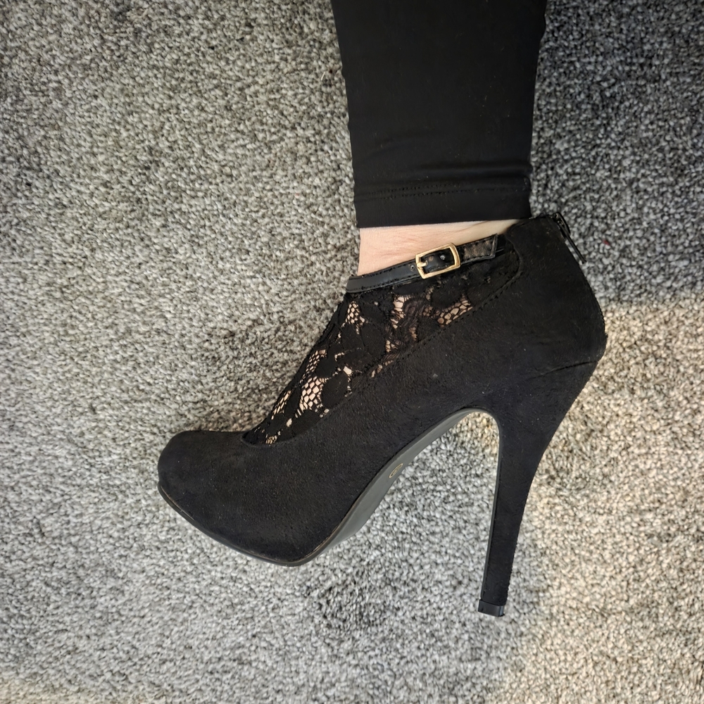 Elegant Black Lace Stiletto Heels